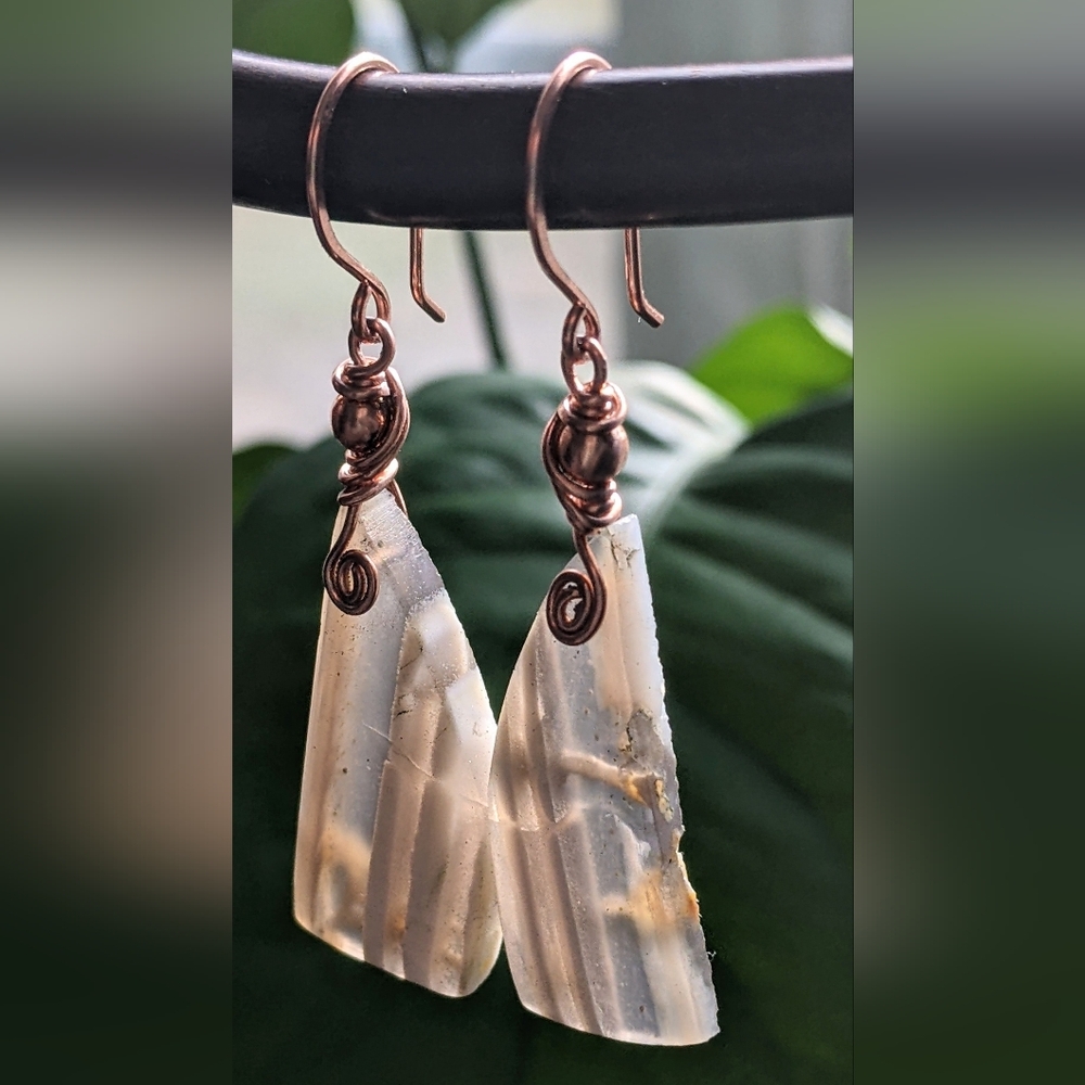 Rare Owyhee Opal Gemstone Earrings Artisan Crafted Copper Design - Picture 6 of 15